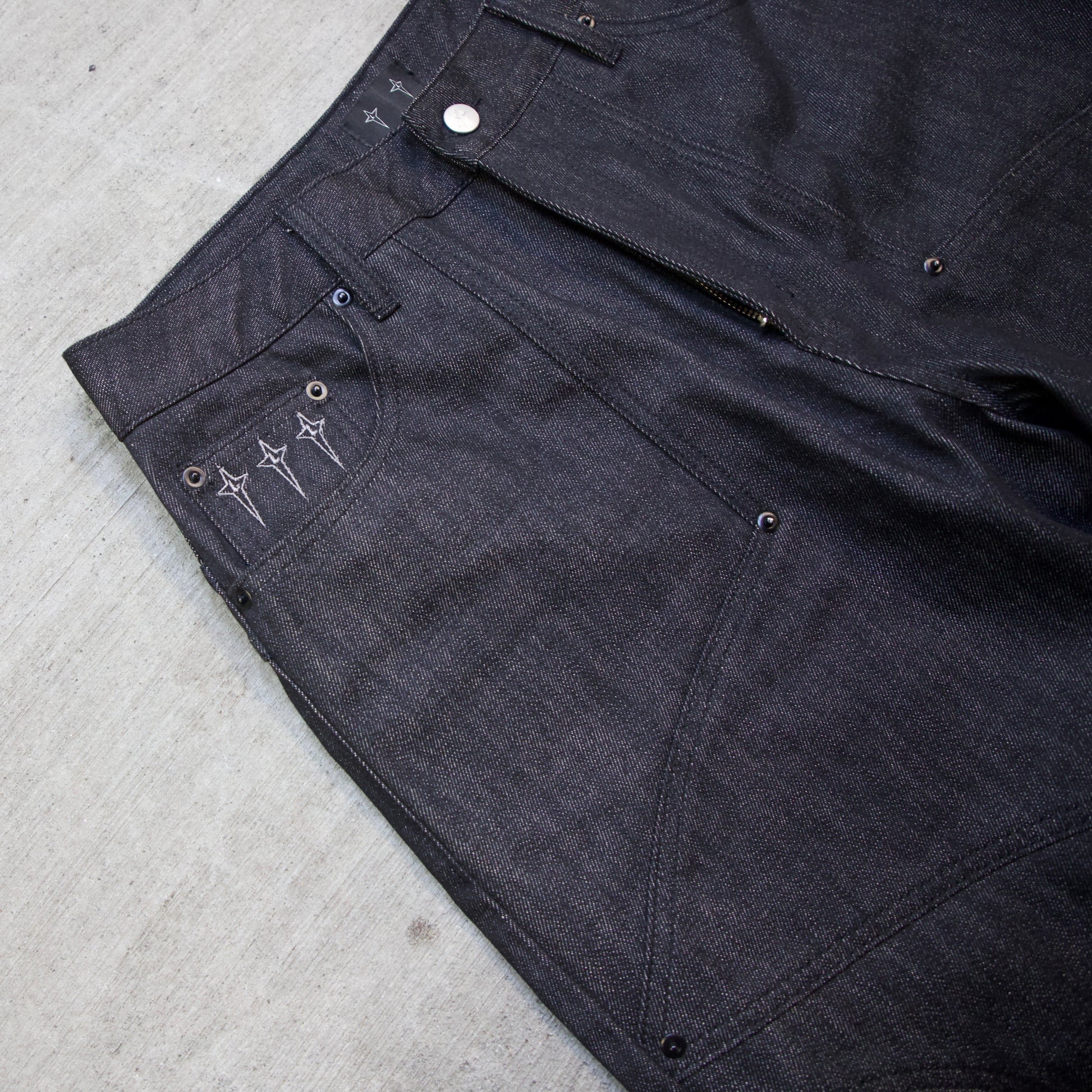 RAW ANCESTRY DENIM [BLACK]
