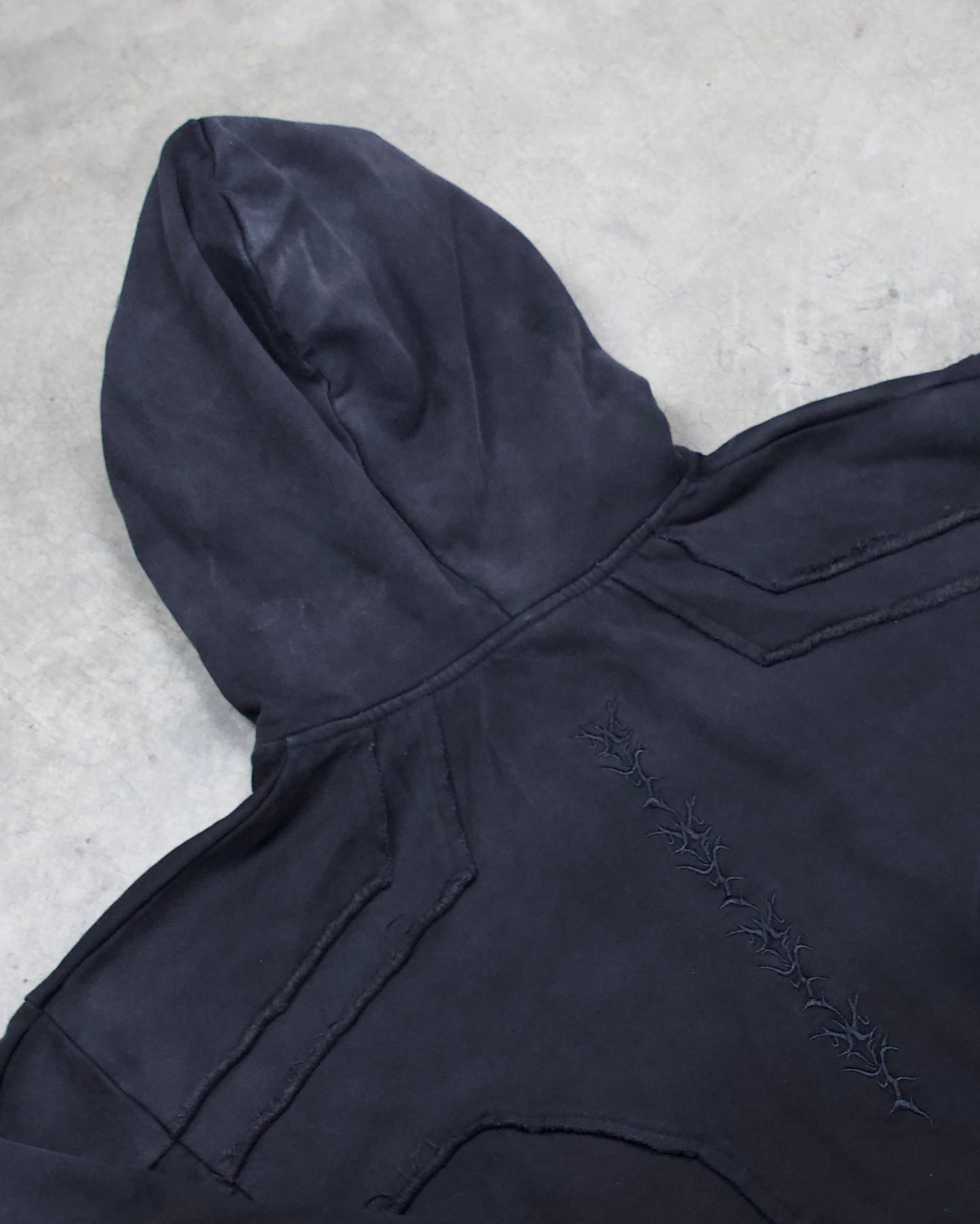 SURVIVOR ZIPUP [MIDNIGHT BLACK]