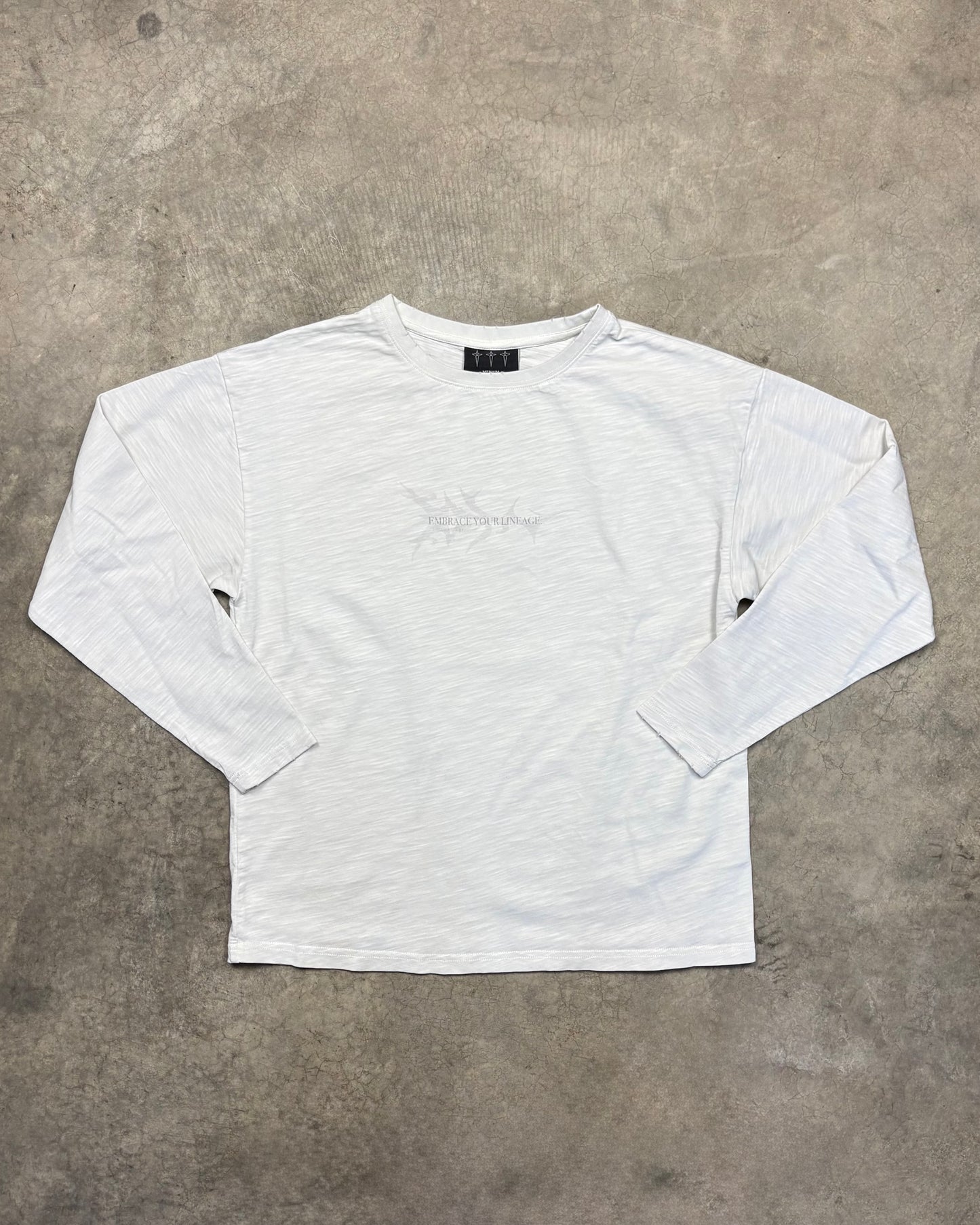 WHITE EMBRACE YOUR LINEAGE LONGSLEEVE [M]