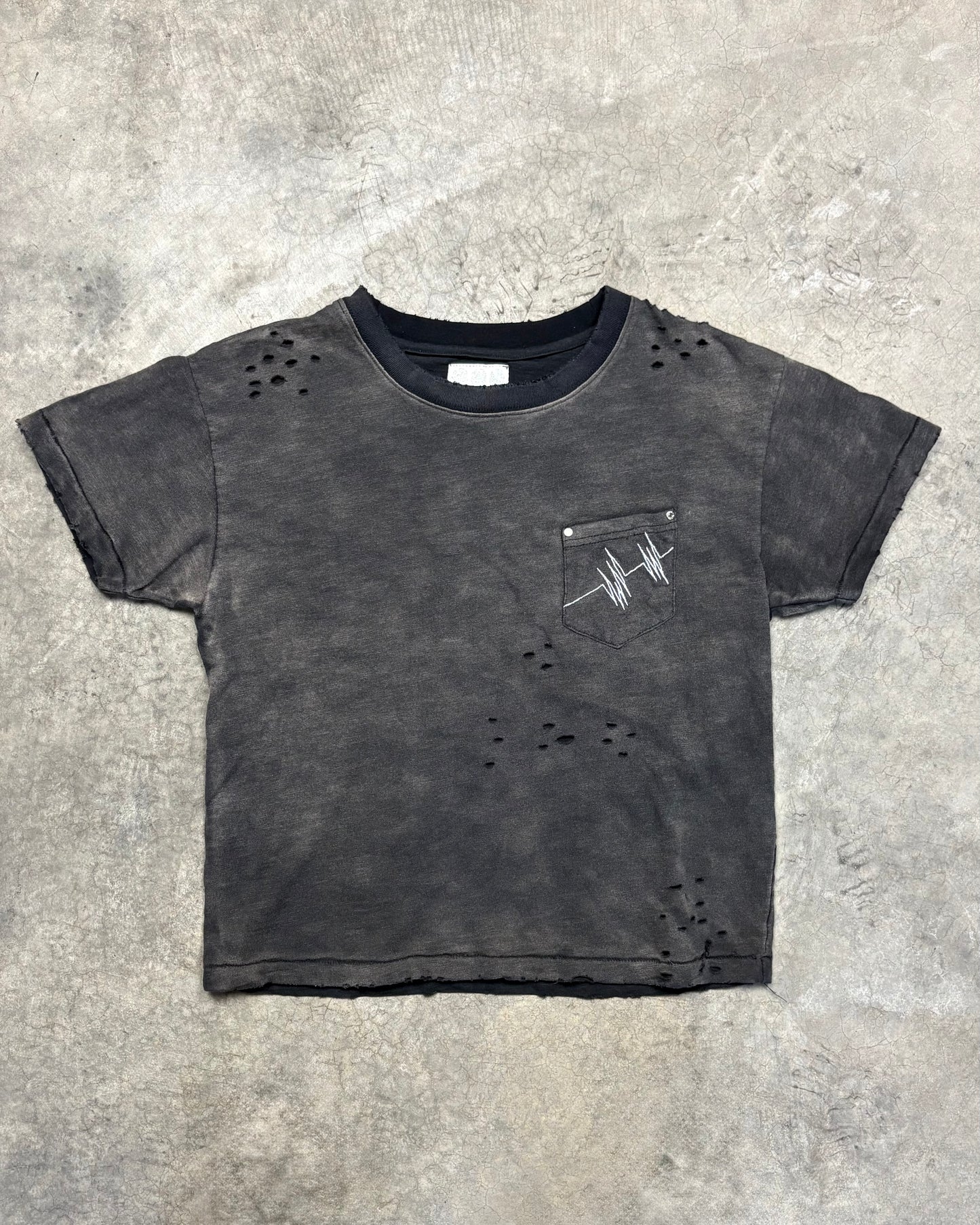 BLACK SUNFADED POCKET TEE [XS]
