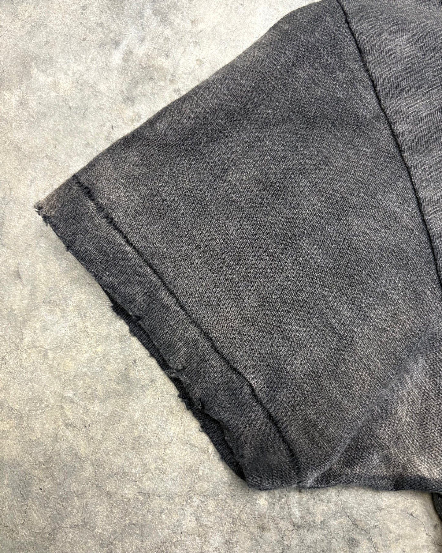 BLACK SUNFADED POCKET TEE [XS]