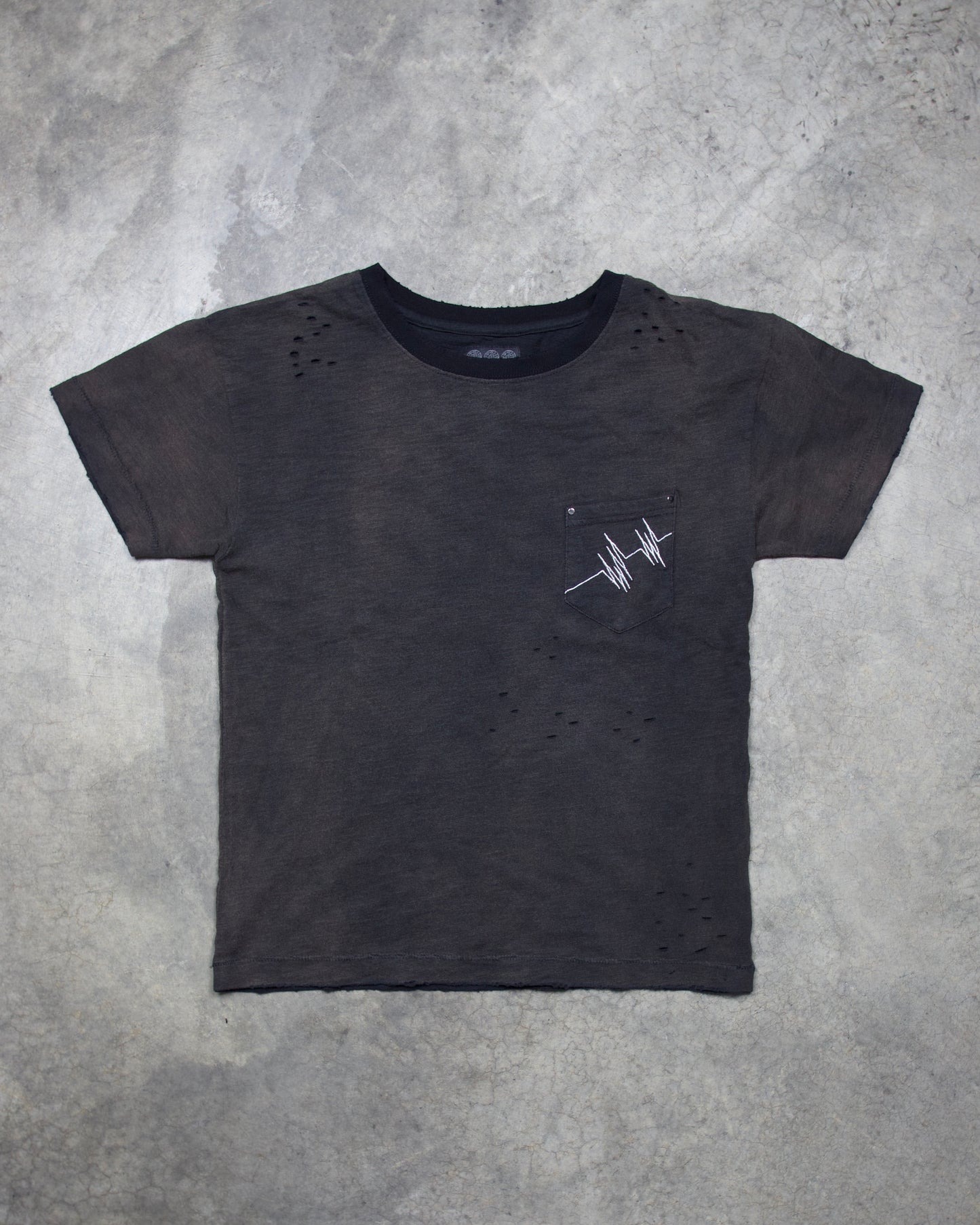HEARTBEAT POCKET TEE