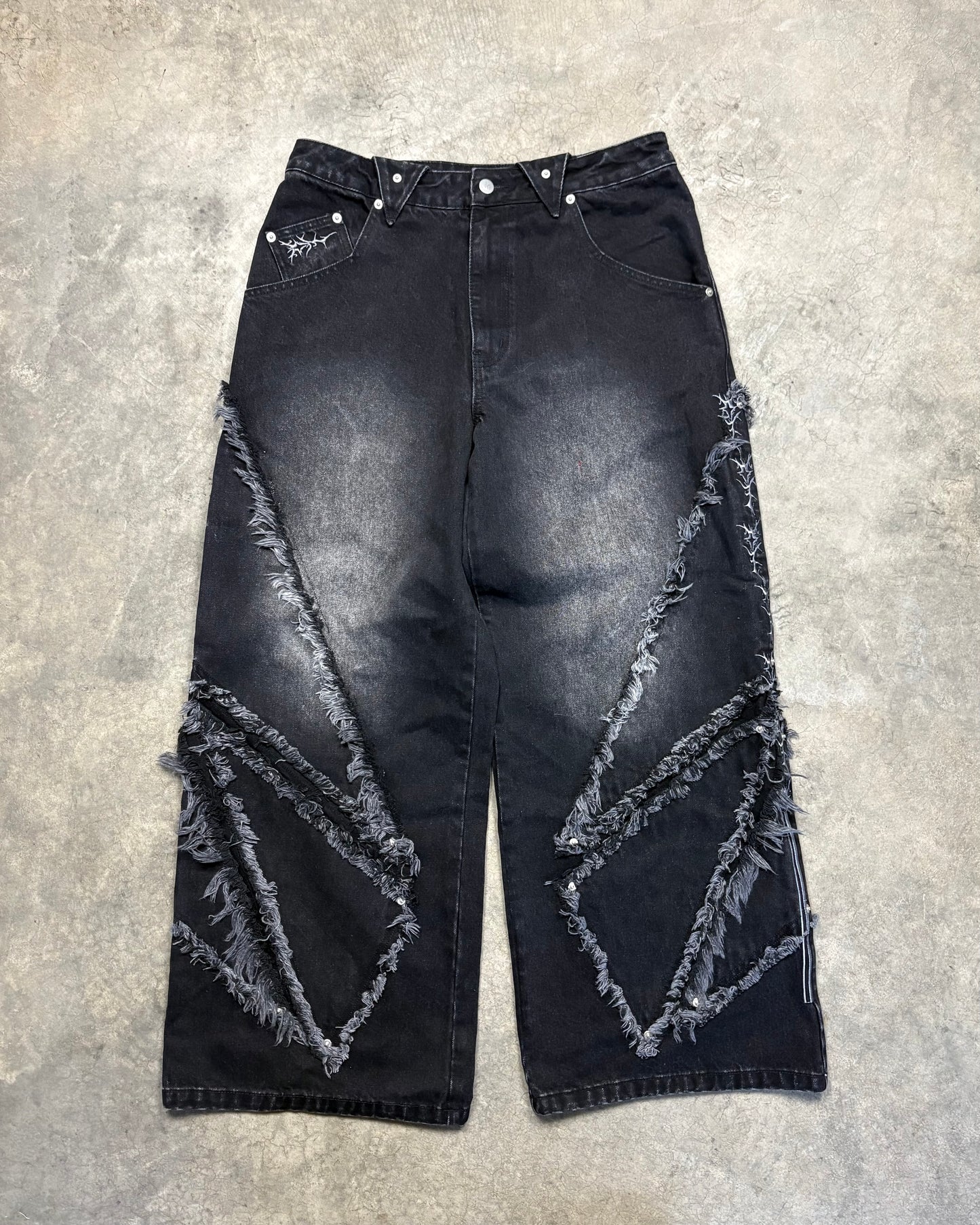 STONE WASHED BLACK SURVIVOR DENIM V2 [32]