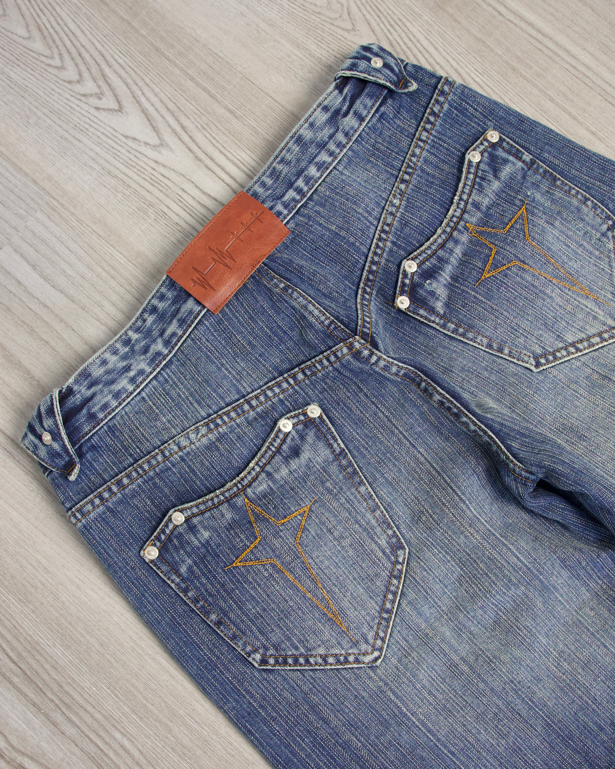 STAR BOOTCUT DENIM