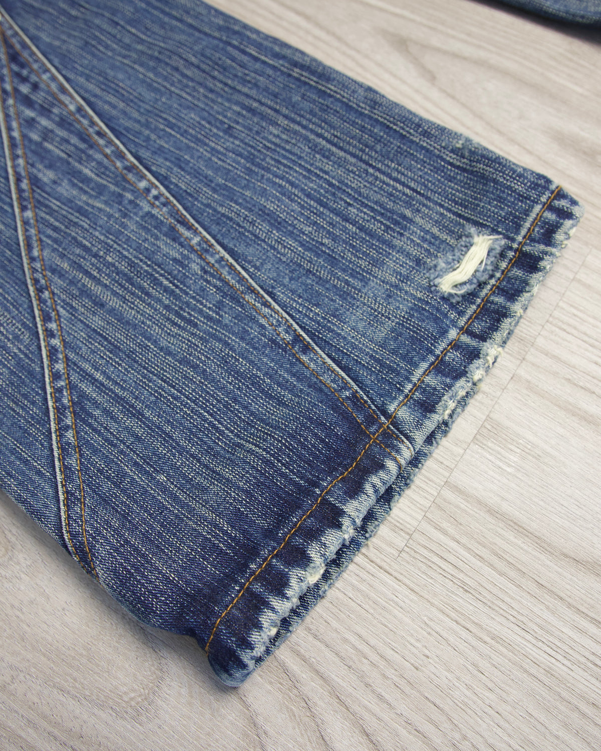 STAR BOOTCUT DENIM