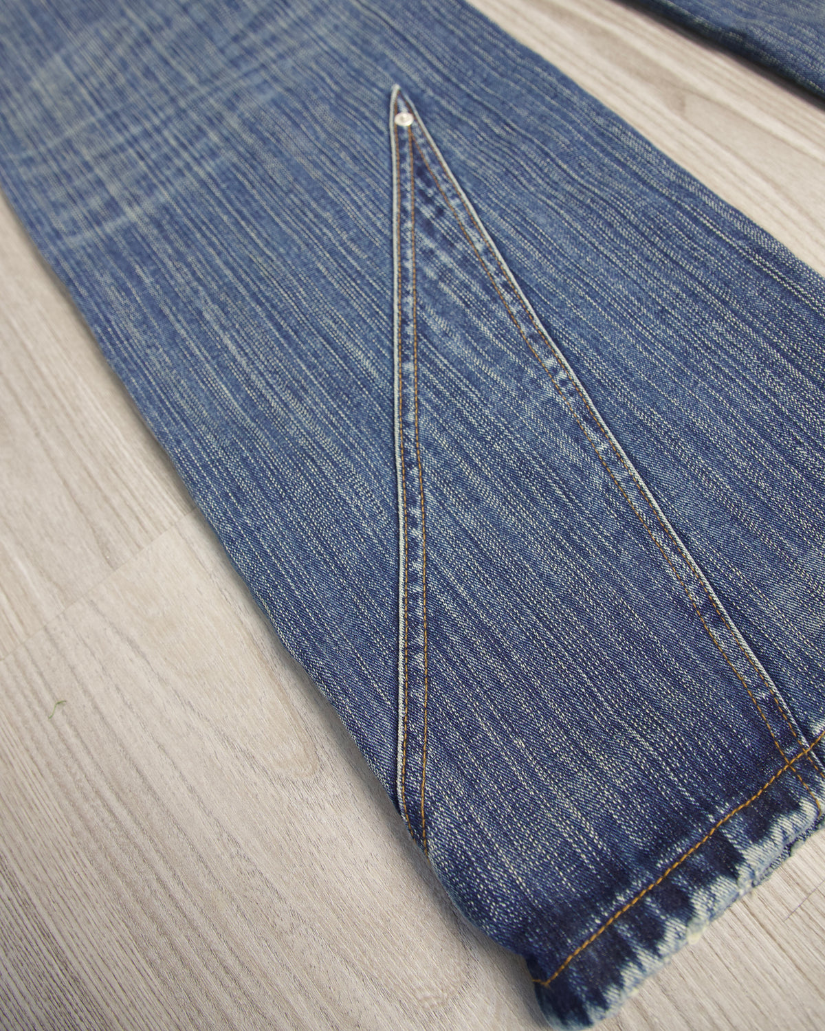STAR BOOTCUT DENIM