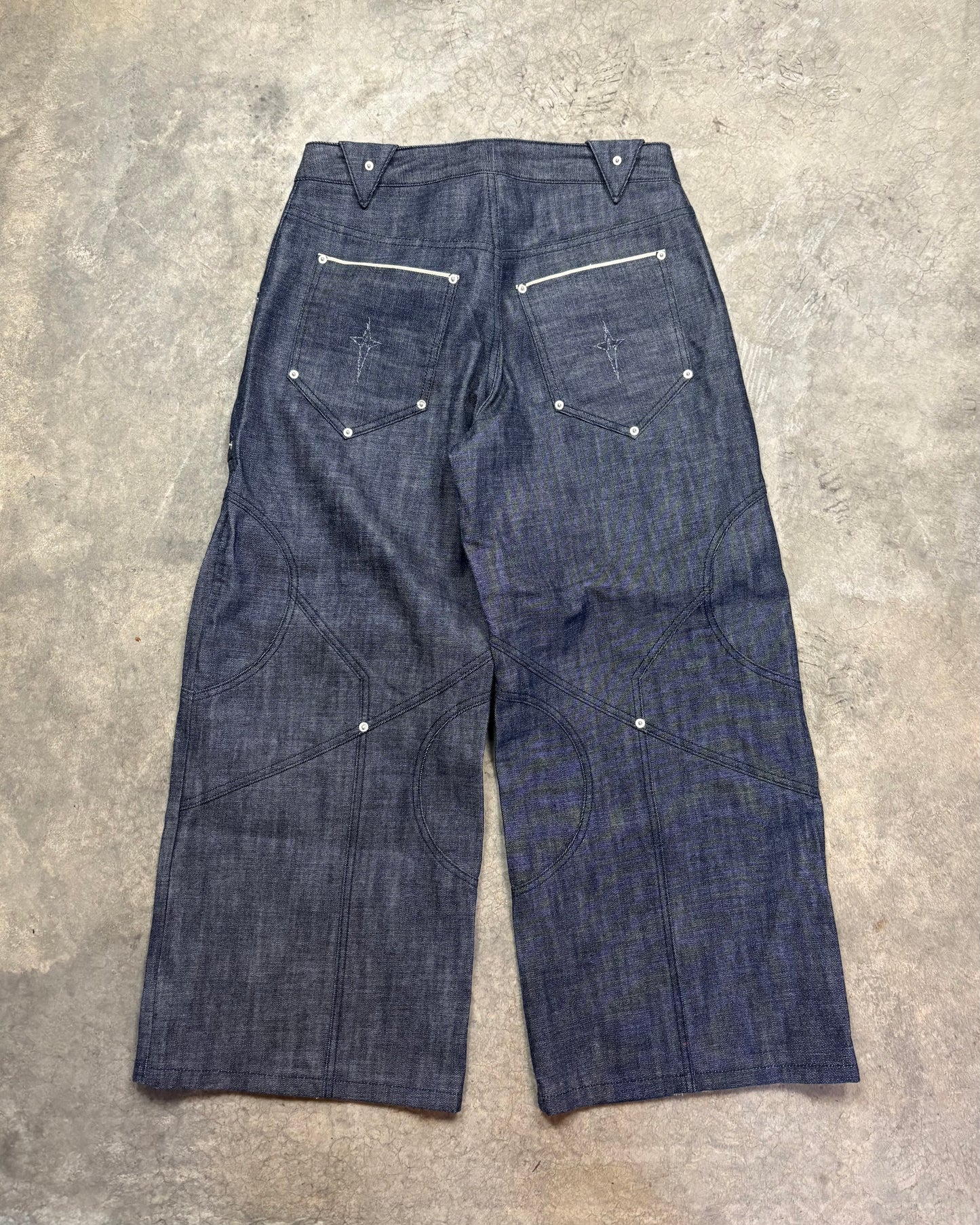 CIRCLE SELVEDGE DENIM [32]