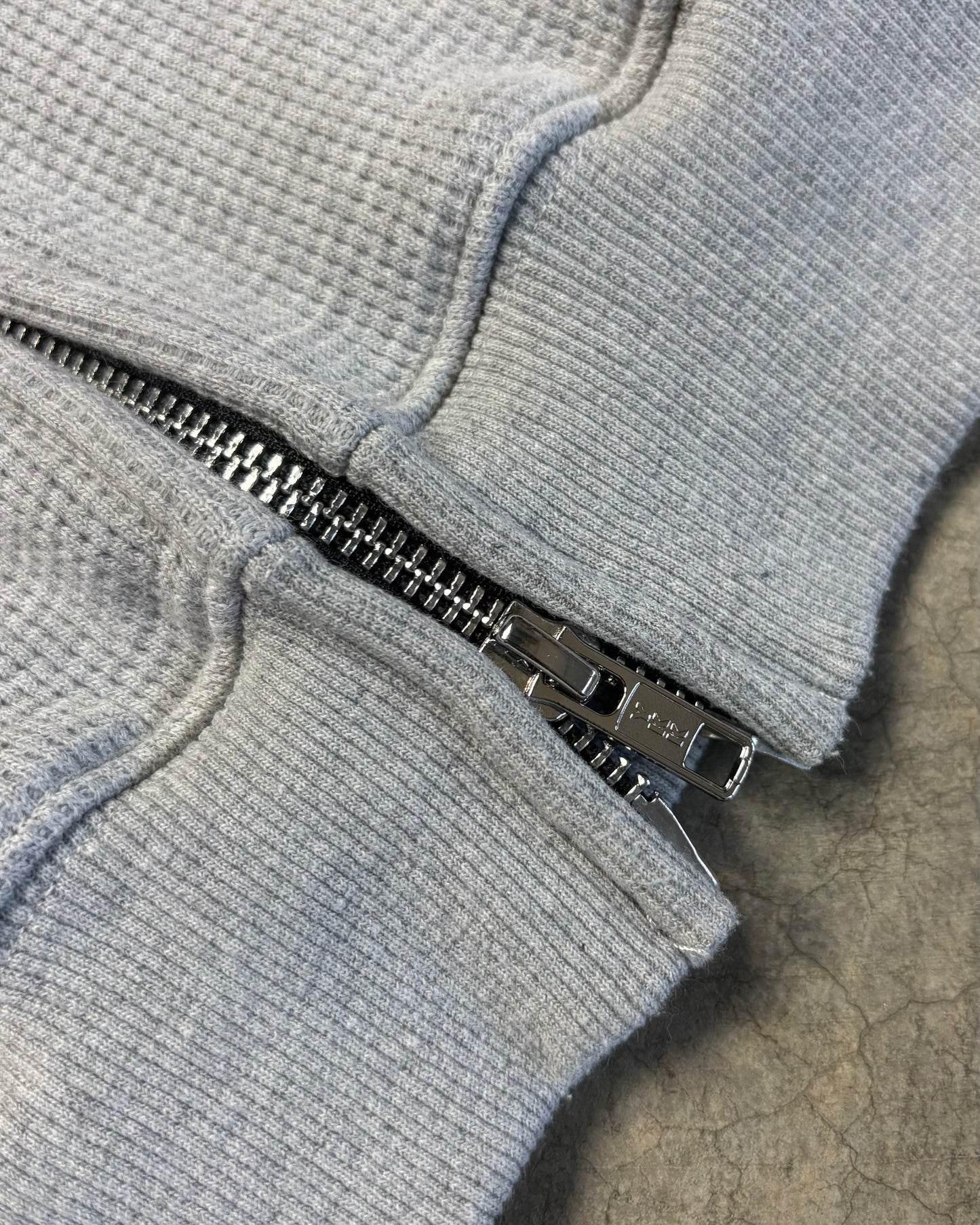 LIGHT GREY THERMAL SURVIVOR ZIPUP [S]