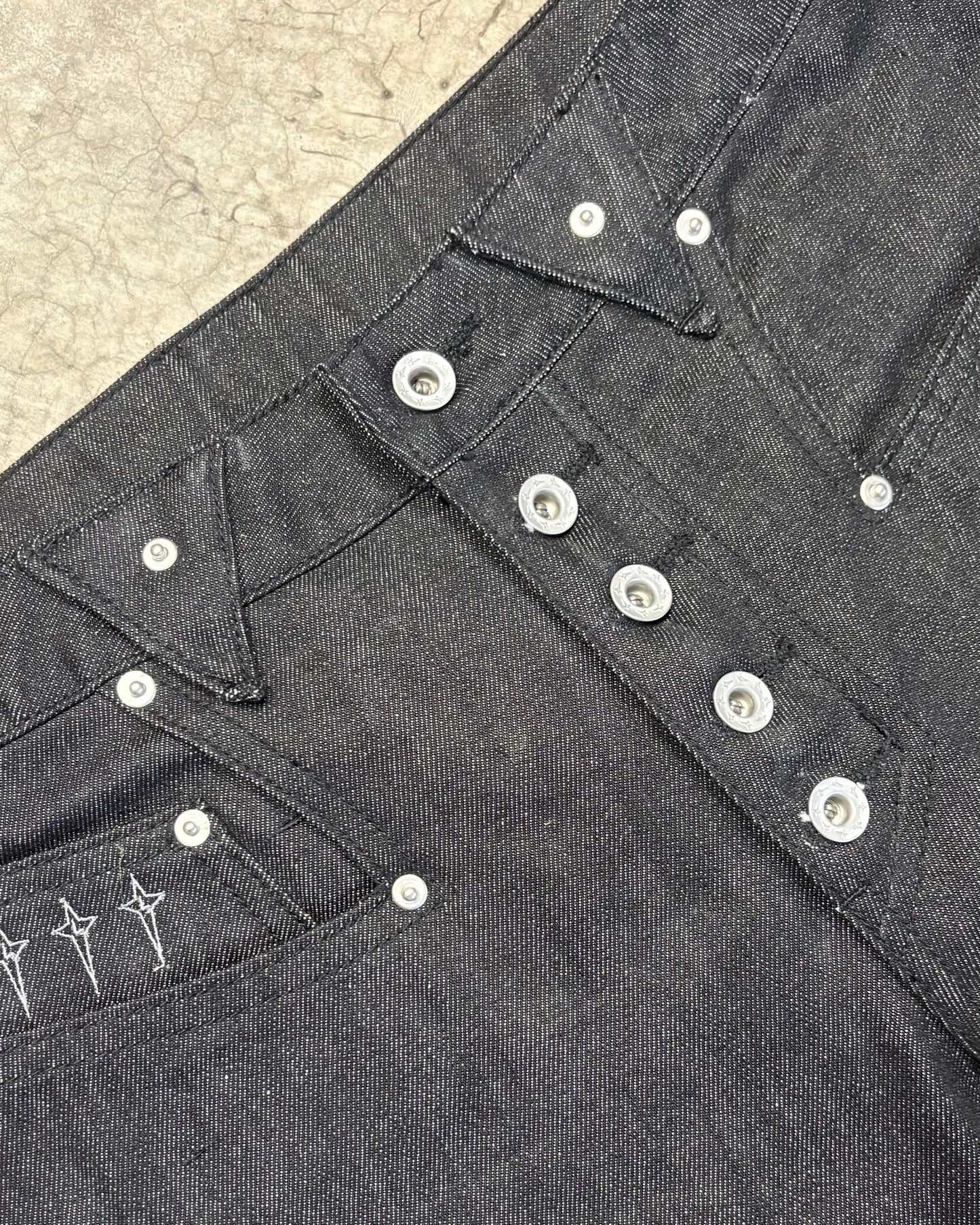 BLACK RAW DNA JORTS [31]