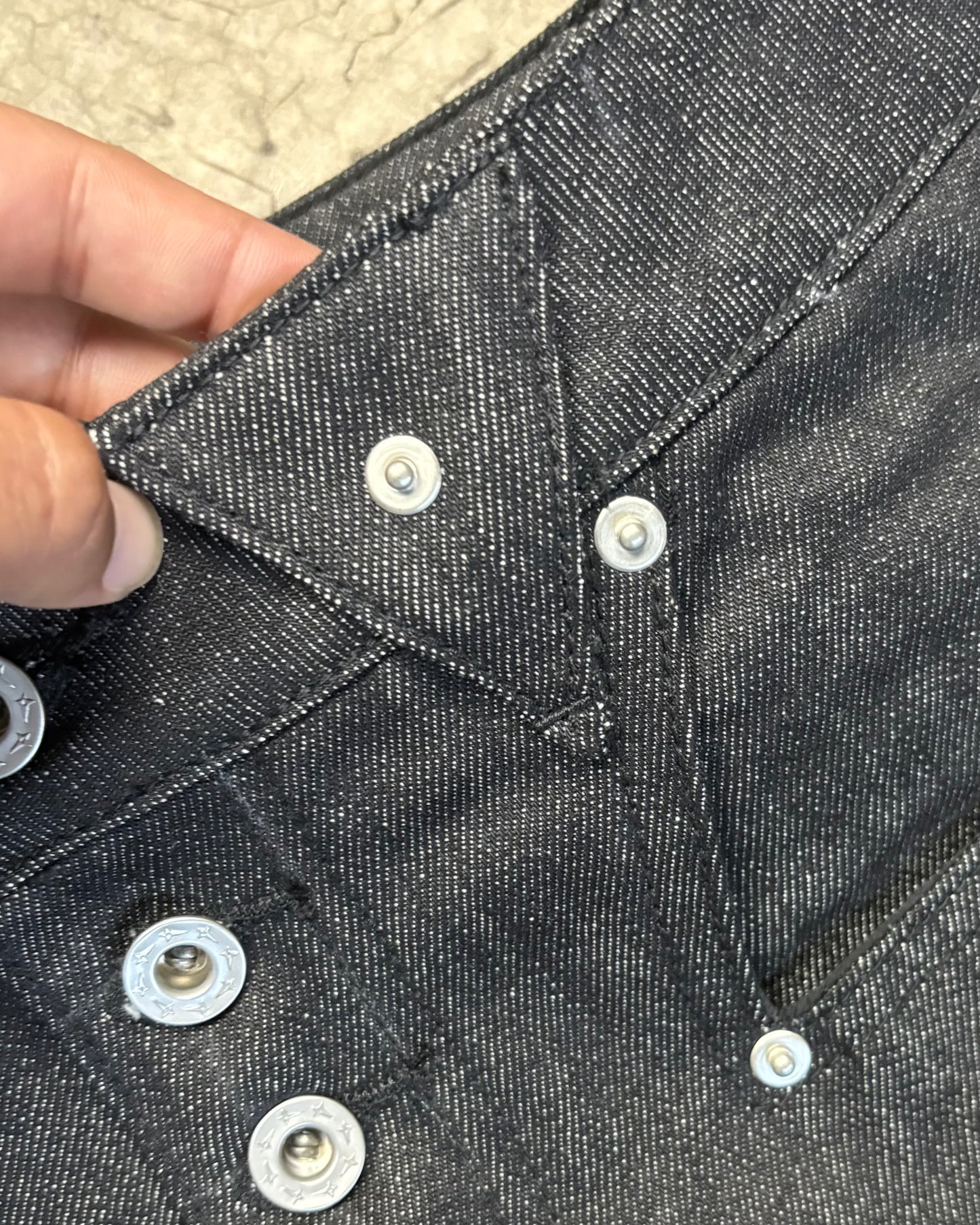 BLACK RAW DNA JORTS [31]