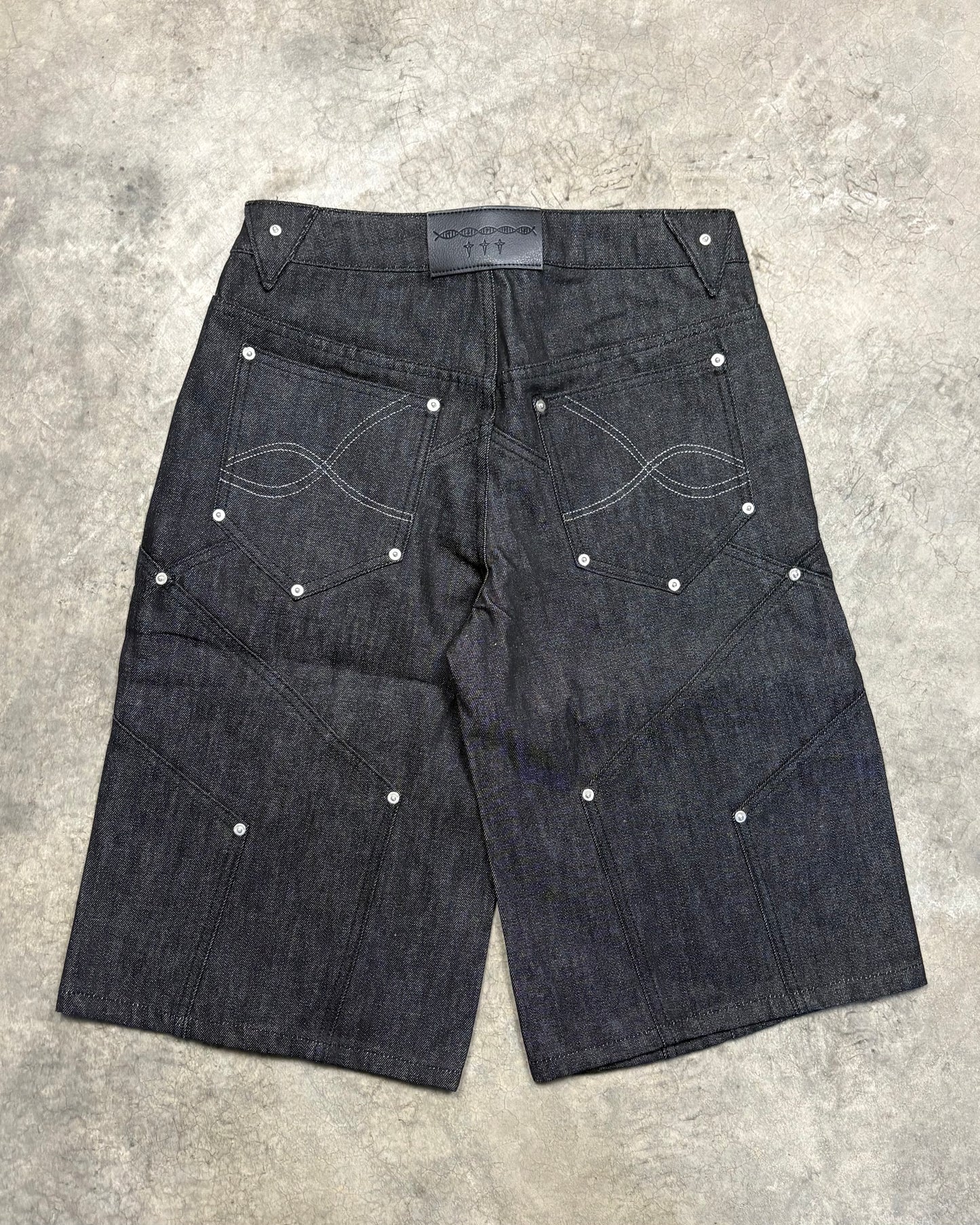 BLACK RAW DNA JORTS [31]