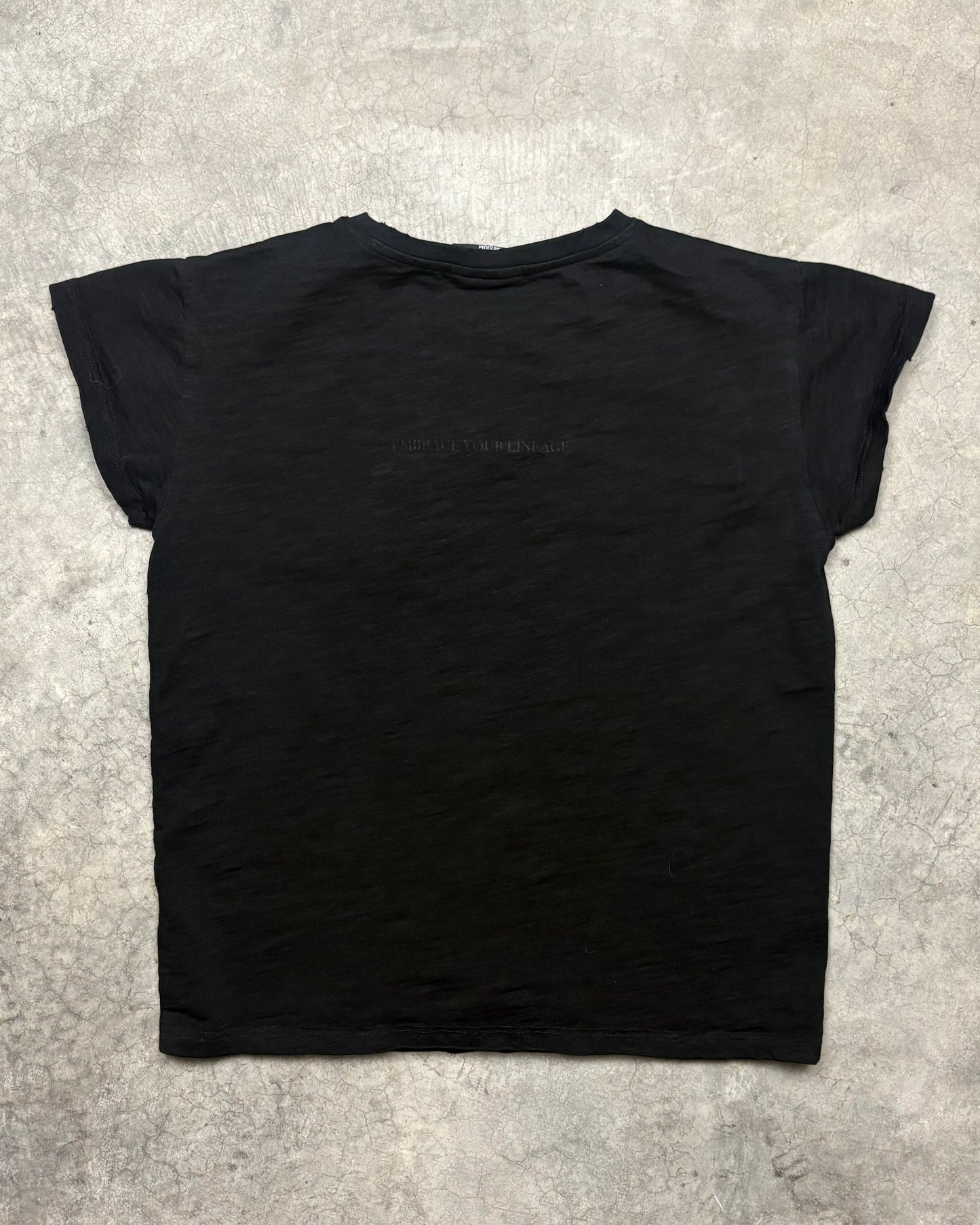 BLACK EMBRACE YOUR LINEAGE POCKET TEE [S]