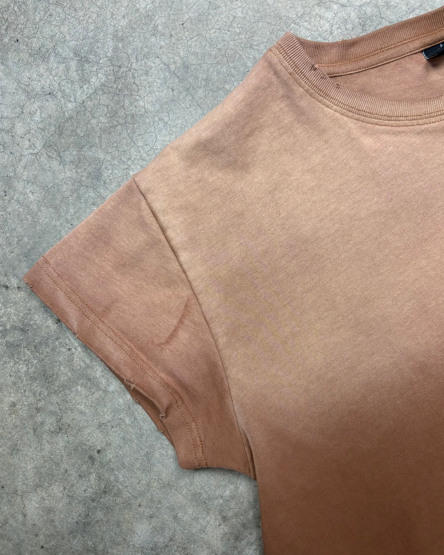 BURNT BROWN SURVIVOR BABY TEE [M]