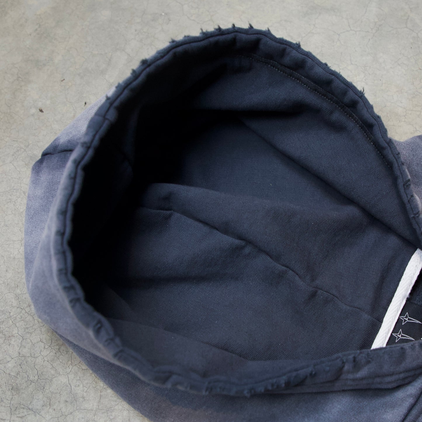 SURVIVOR ZIPUP [FADED BLACK]