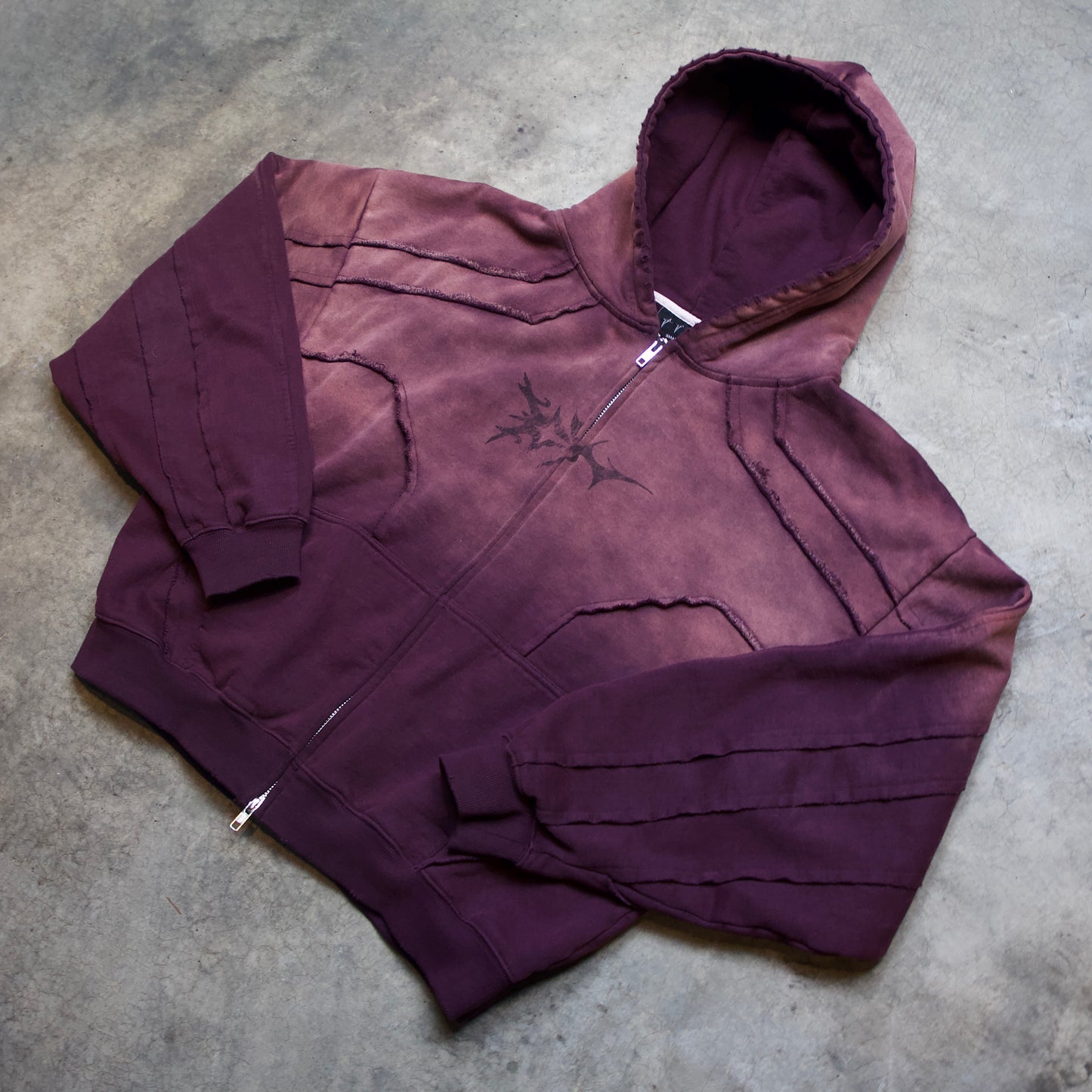 SURVIVOR ZIPUP [FADED CHERRY RED]