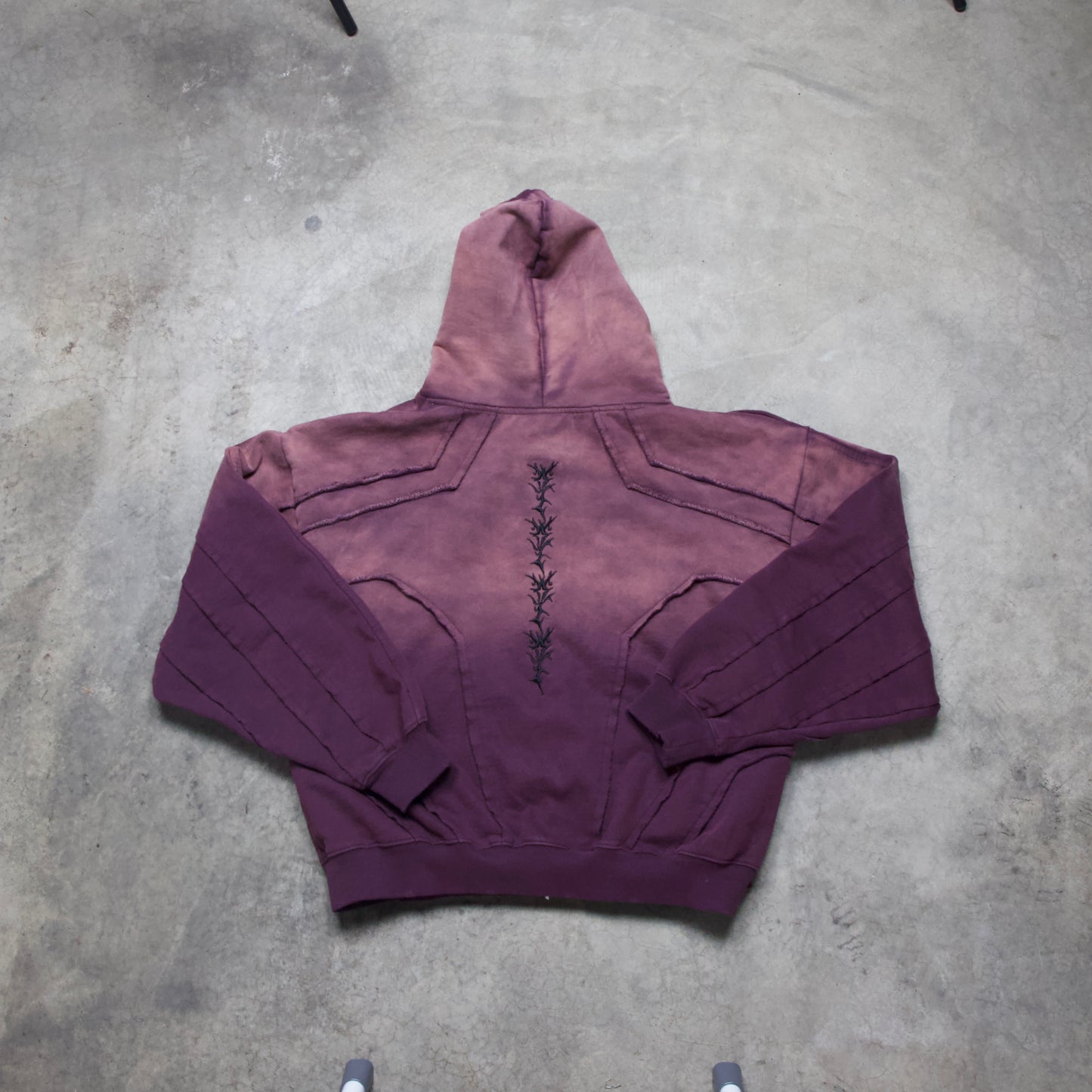 SURVIVOR ZIPUP [FADED CHERRY RED]